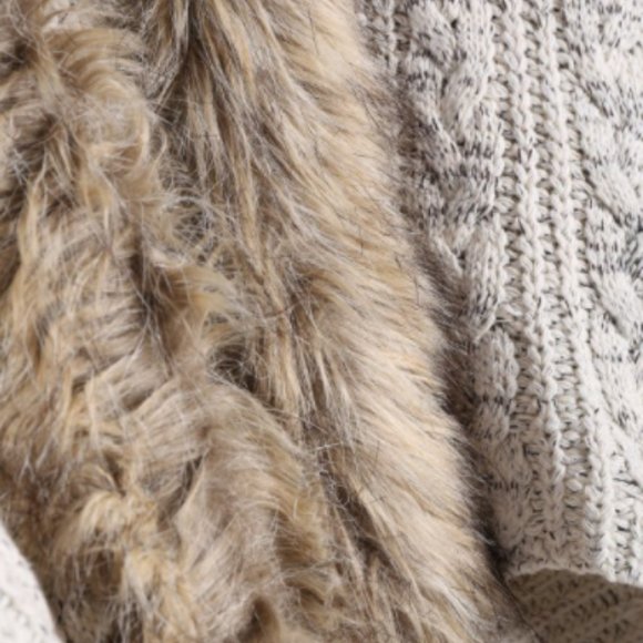 Fur Trim Cropped Cardigan Sweater - Picture 2 of 5